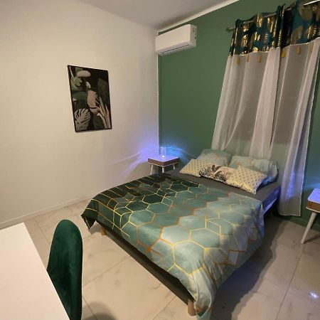 פור-דה-פראנס Residence Peace & Joy מראה חיצוני תמונה